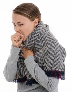 Frau mit Husten